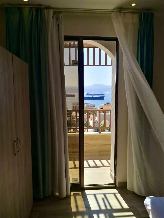 Castle Beach Hotel Акаба Экстерьер фото