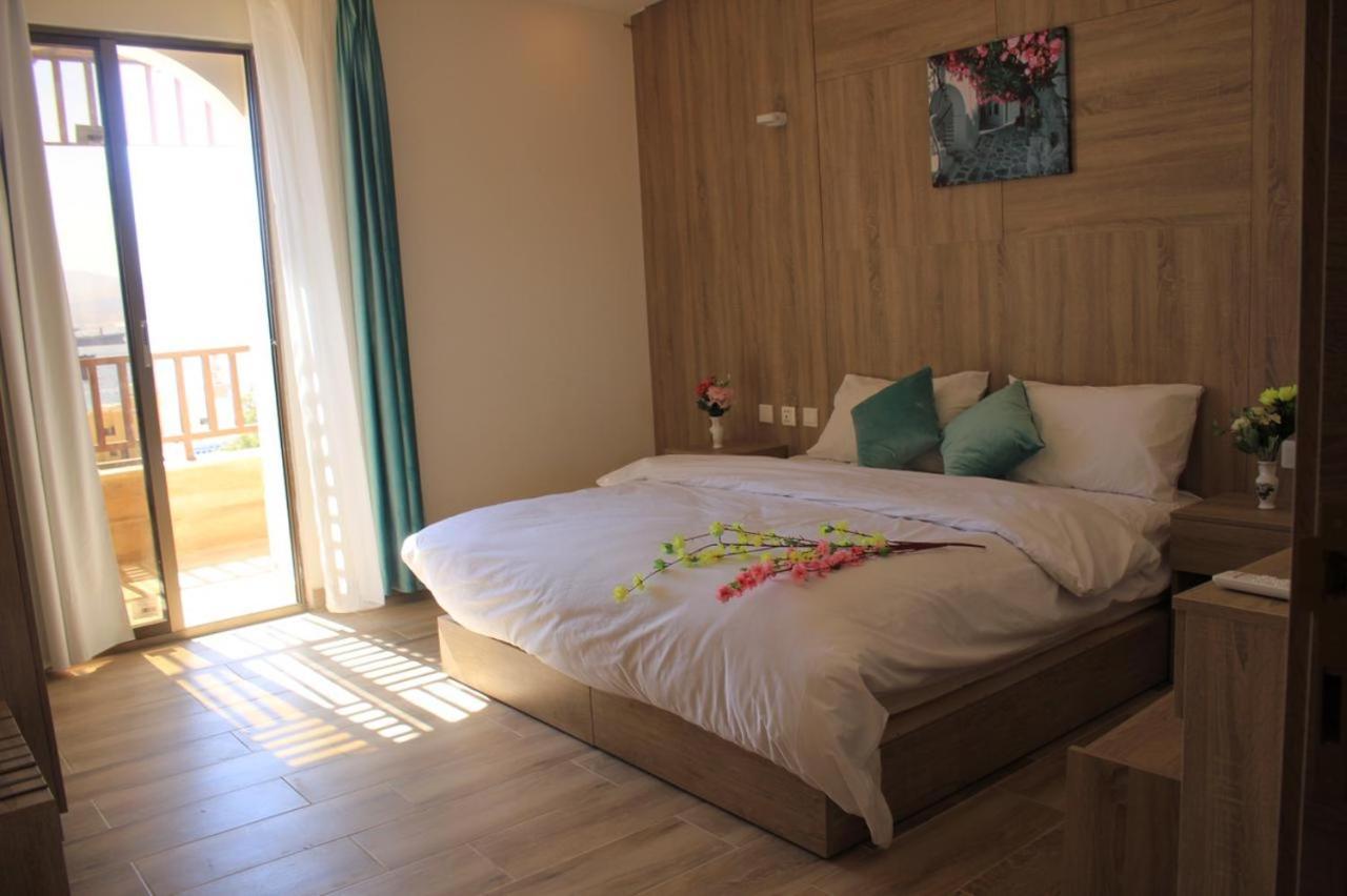 Castle Beach Hotel Акаба Экстерьер фото